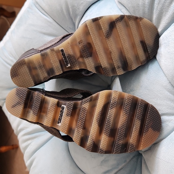 SOREL JOANIE LACE WEDGE SANDALS - Picture 4 of 6